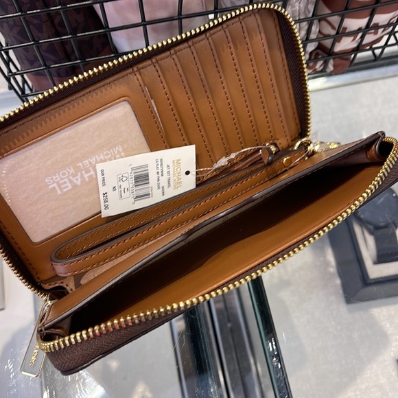 Michael Kors MK Signature Large Flat Multi-Function Phone Case Wallet Wristlet - Picture 9 of 16